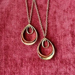 NWT Vulva woman feminist girlfriend pendant necklace